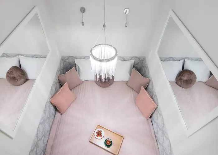 1 - Bedroom Apartment - Plac Na Groblach 19